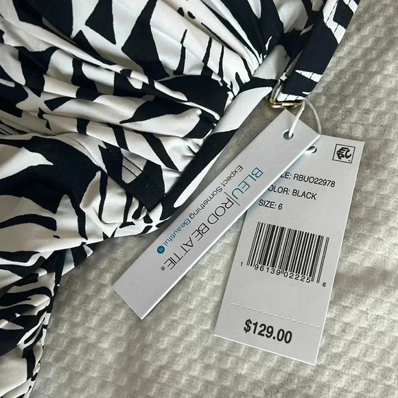 Bleu Rod Beattie Urban Oasis Shirred Underwire One-Piece Style Swimsuit - Picture 9 of 10